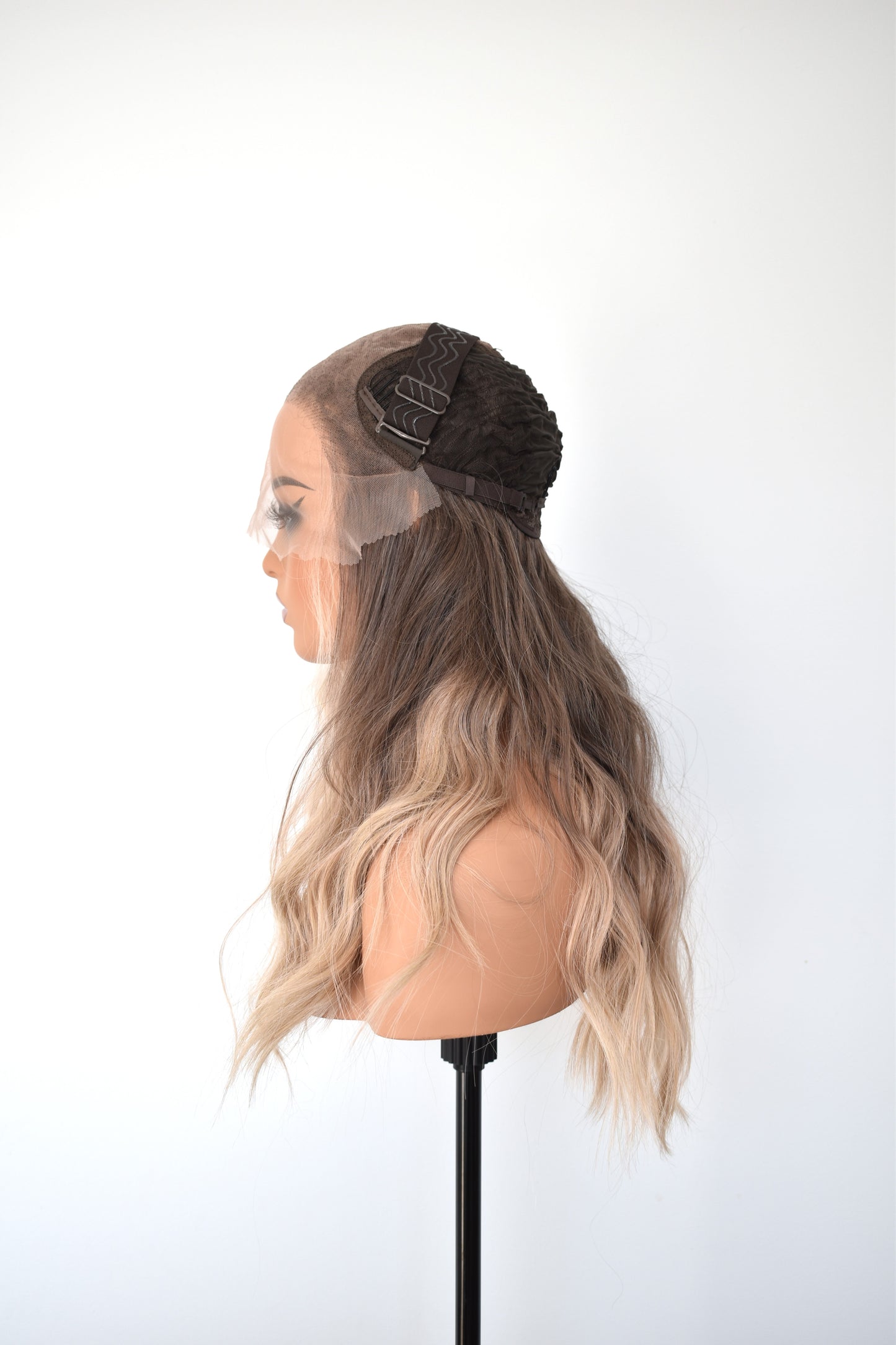 ZANA Lace Front Synthetic Brown with Blonde Highlights