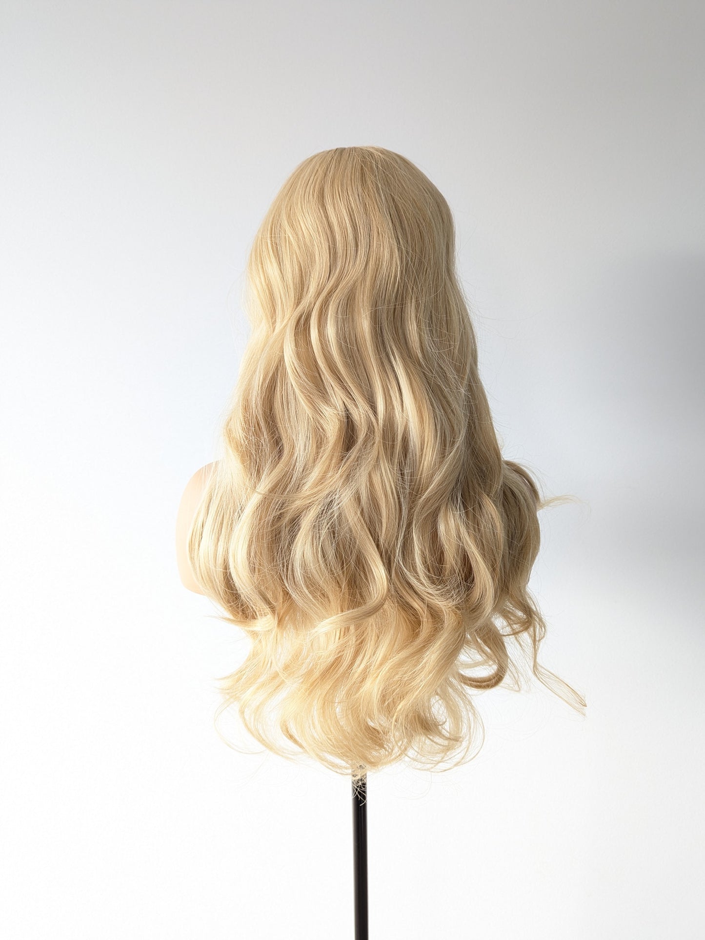 HEIDI Fringe Synthetic Golden Blonde