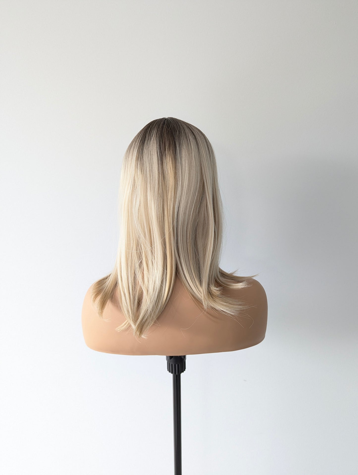 SOPHIE Fringe Synthetic Ombre Blonde
