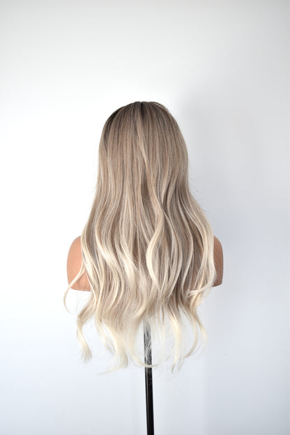 ZOE Fringe Synthetic Ombre Ash Blonde