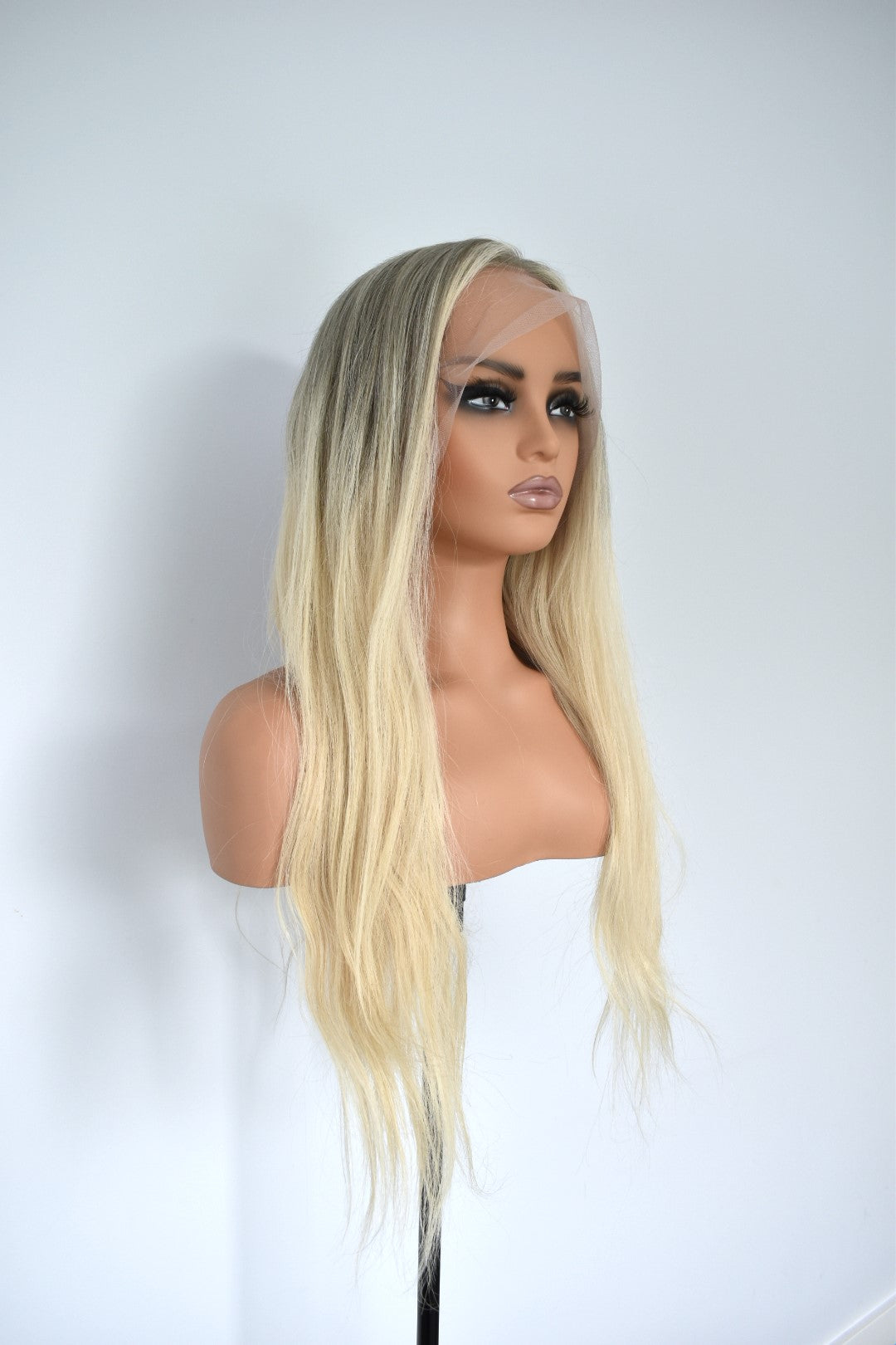 GIGI Lace Front Human Hair 24" Ombre Blonde RTS