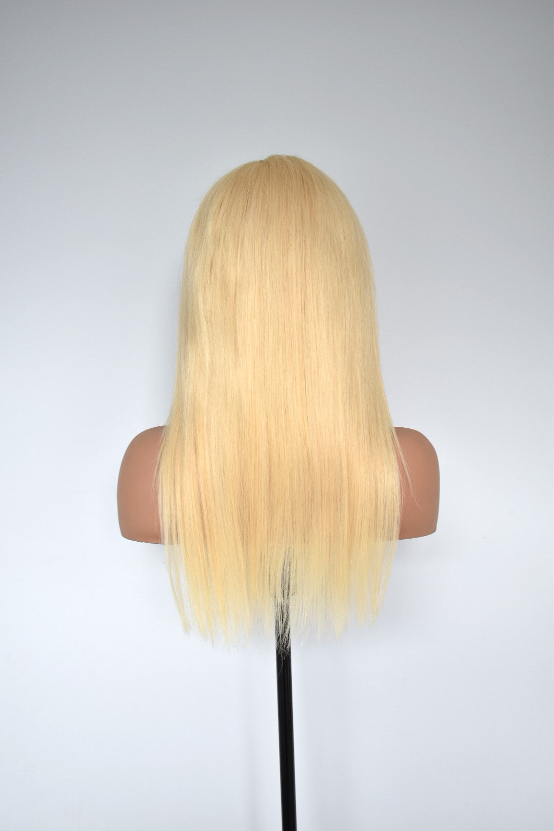 ANYA Lace Front Human Hair 18" Blonde RTS