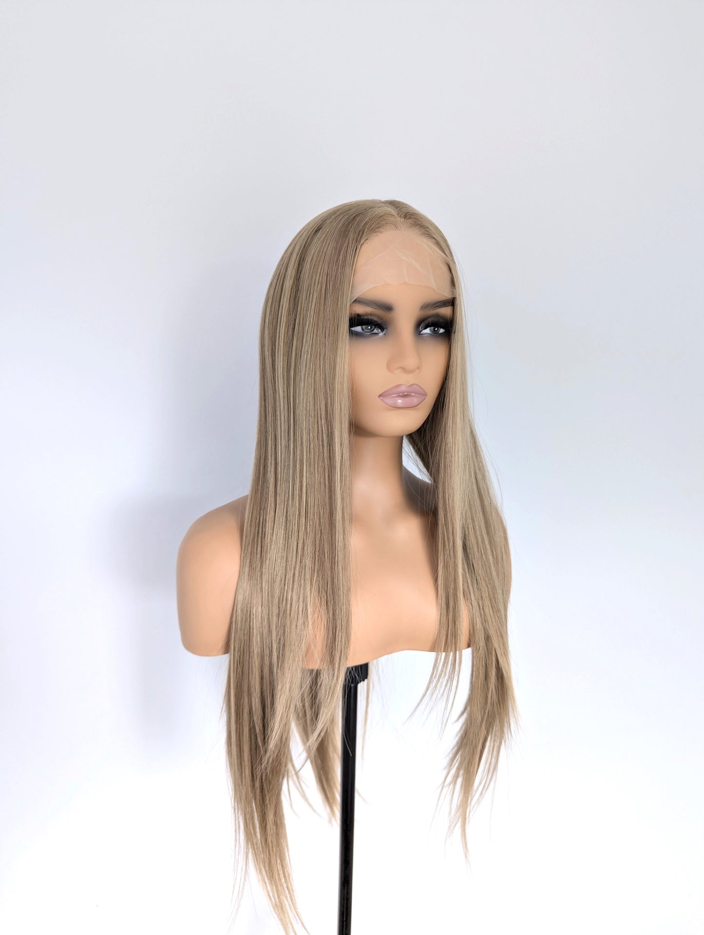 NADIA Lace Front Synthetic Dark Ash Blonde